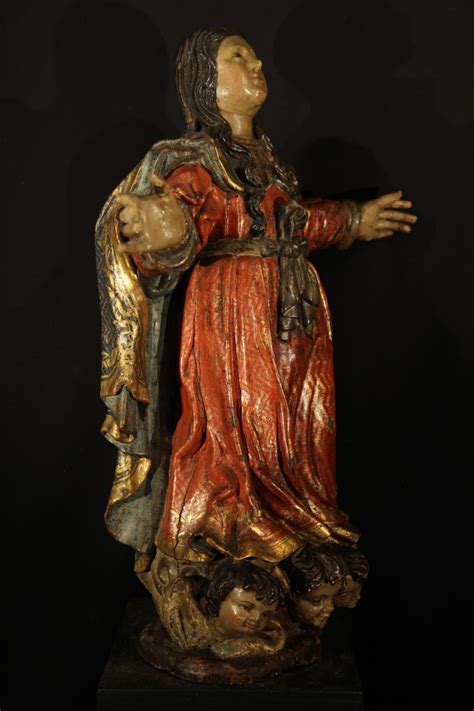 Vierge de lAssomption en bois polychromé et doré Baroque brésilien