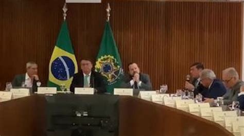 Comissão de Ética abre processo contra ex ministros de Bolsonaro