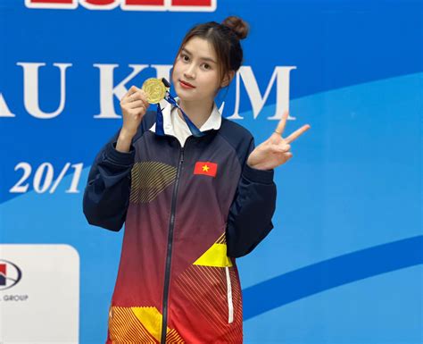 Nhan sắc ngọt ngào của hot girl đấu kiếm Việt Nam dự SEA Games
