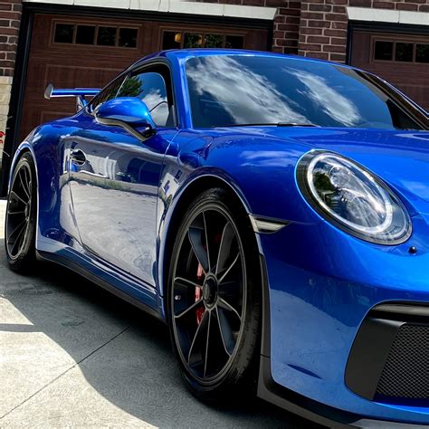 Detailed After A Track Day Sapphire Blue Metallic Gt R Porsche