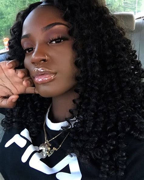 Queenmaira👸🏿👸🏾👑 Oval Face Hairstyles Curly Weave Hairstyles