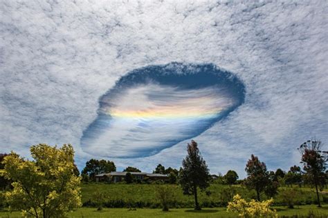 Cool atmospheric phenomenon: fallstreak hole