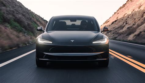 Neues Tesla Model 3 Performance Abgelichtet Video Ecomento De