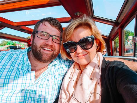 Travel Guide: Amsterdam