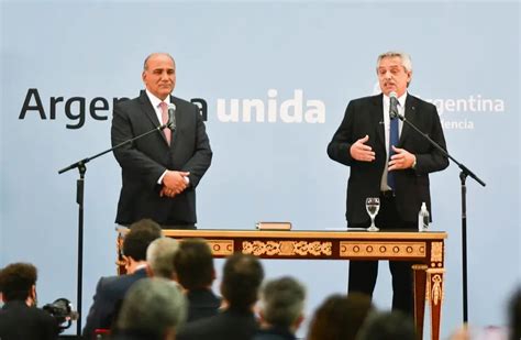 Juan Manzur tras la asunción Las diferencias del ámbito de la