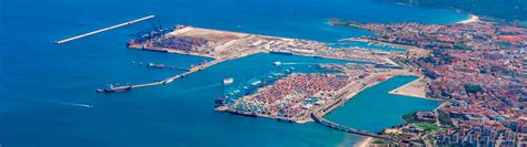 Puerto De Algeciras La Gran Puerta Del Sur De Europa Ministerio De