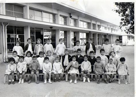 Photo De Classe Maternelle De 1963 Ecole Nice Flore Copains Davant