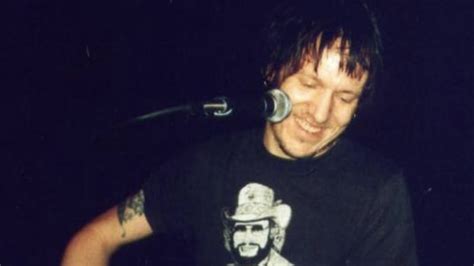 Elliott Smith Albums From Teenage Years Unearthed Stream