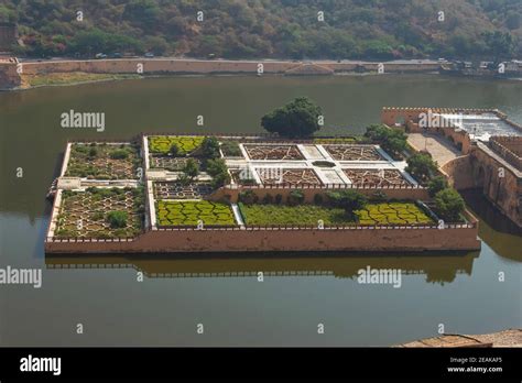 Amber Fort Garden On Lake Maota Amer Fort Jaipur Rajasthan India