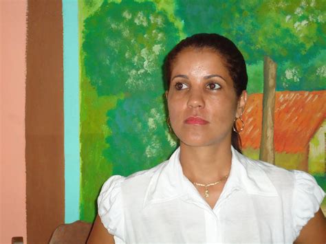 ESCOLA ESTADUAL DE ENSINO FUNDAMENTAL E MÉDIO PROFª.FLORA CALHEIROS ...