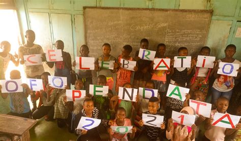 Spreading the message of open data to girls in Cameroon — Open Data Day