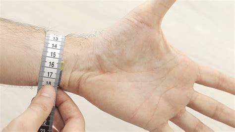 How To Measure Your Wrist For A Bangle Know Your Size Carat Crush