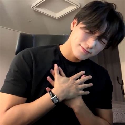 Pin By Bee On San In Sans Cute Hot Korean Guys Boyfriend Material