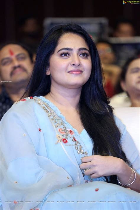 Anushka Shetty HIT Movie Pre Release Event HD Actress Photos