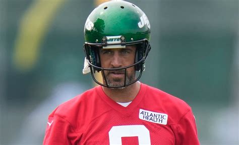 Jets Training Camp Observations How Aaron Rodgers Looked In First