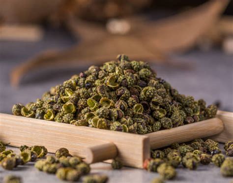 1,600+ Zanthoxylum Photos Stock Photos, Pictures & Royalty-Free Images ...