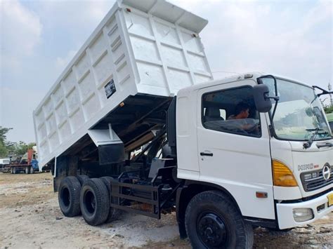 Hino Lohan Fm Ti Dumptruck Istimewa Mobilbekas