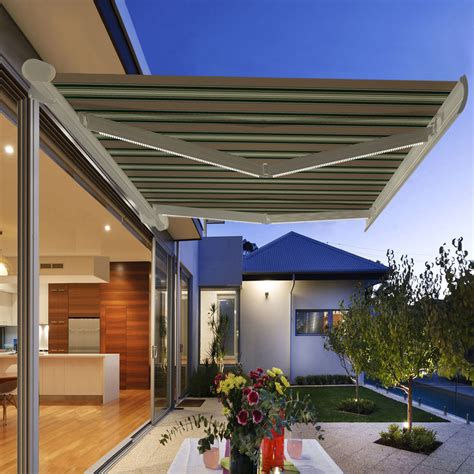 Remarkable Photos Of Garden Awnings Concept Lantarexa