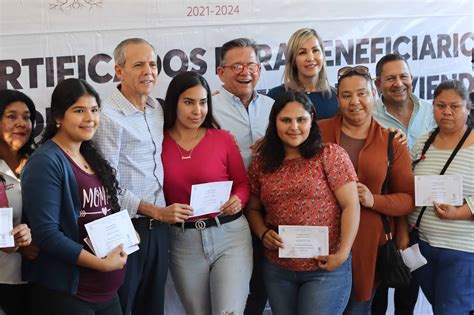 Ayuntamiento De Ahome Entrega Certificados De Vivienda A Familias