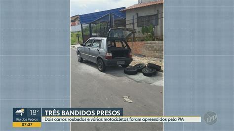 Tr S Suspeitos S O Detidos Durante Desmanche De Carro Roubado Em