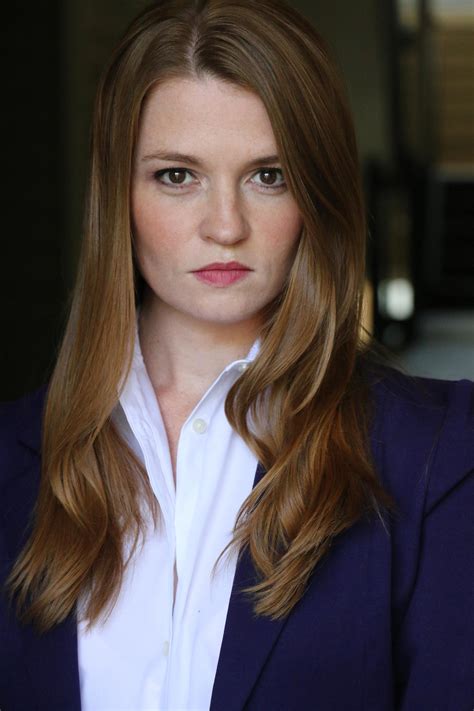 Headshots — Cara Reid