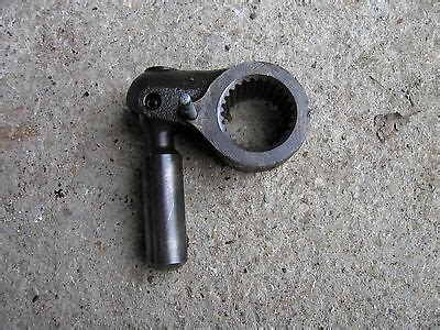 John Deere 420 Tractor JD 3pt Hitch Main Lift Rockshaft Rock Shaft