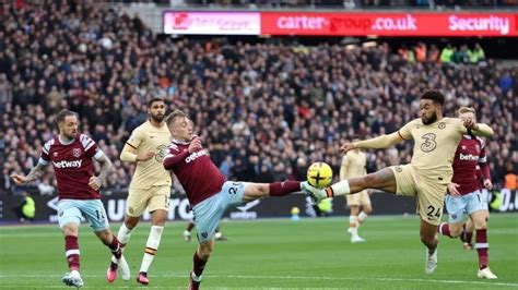 Chelsea e West Ham empatam gol brasileiro Paquetá sai lesionado