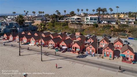 Roberts Cottages in Oceanside - SoCal Landmarks