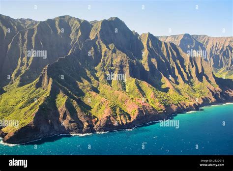 Aerial View Napali Coast Kauai Hi Res Stock Photography And Images Alamy