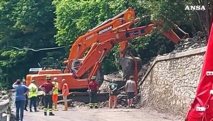 Maltempo In Piemonte Frana Sulla Ss Vigili Del Fuoco Al Lavoro