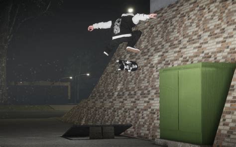 Skater XL Holy Fuck X Unfaced Dark Creatures Collab V Gear