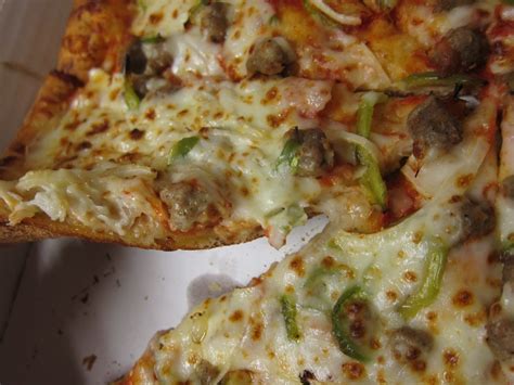 Review: Papa John's - Sausage, Peppers, and Onions Pizza