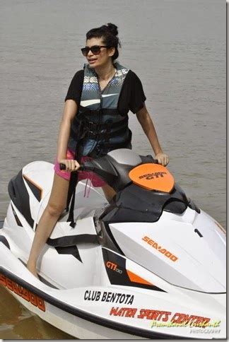 HIRUNIKA PREMACHANDRA HOT COLLECTION Lanka Space