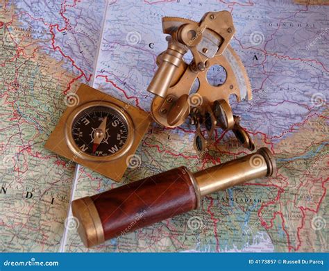 Sextant Atlas Und Kompaß Stockbild Bild Von Atlas Teleskop 4173857