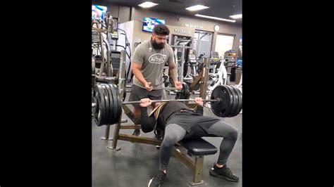 Bench Press 500 Lbs Using A Slingshot Youtube