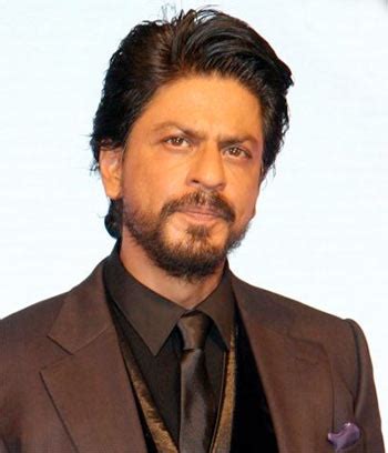 Shah Rukh Khan undergoes knee surgery, thanks fans for support - Rediff ...