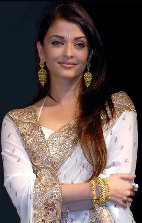 1stbuzz Aishwarya Rai Hot In Saree