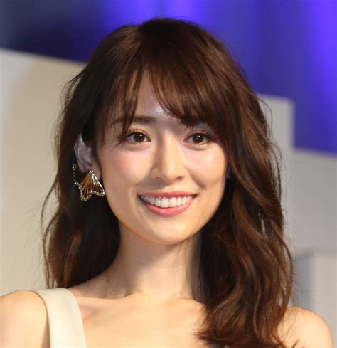 「ワンピース」ナミに扮する泉里香 インスタに絶賛の声「文句のつけようない」― スポニチ Sponichi Annex 芸能