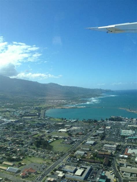 What airport should I fly into for Maui?