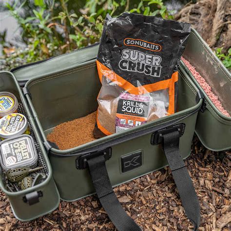 Korum EVA Tackle Bait Station Zunnebeld