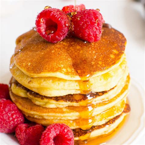 Almond Flour Pancakes - iFoodReal.com