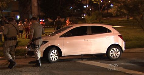 G1 Idoso Morre Baleado Em Tiroteio Entre Policial E Suspeitos De