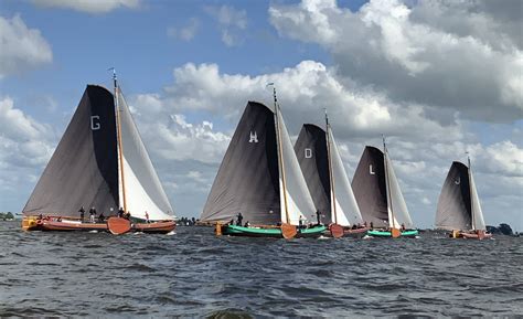 De Grouster Lemster skûtsje wint skûtsjestrijd bij Terherne