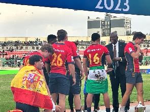 Herbert Mensah Presents Trophy To Spain In Historic Victory At World