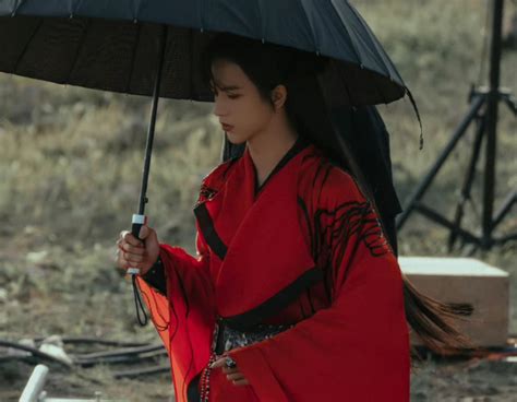 真人版《天官赐福》没停拍，“花城”的服化道终于高级了一把 知乎