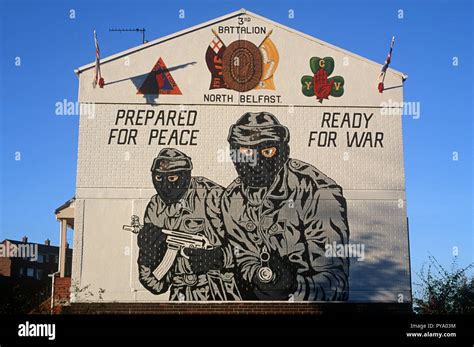 Loyalist murals during The Troubles, Northern Ireland Conflict, Belfast ...