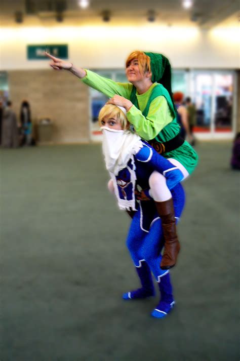 Adventure run! -Sheik Cosplay 002- by mmprstn on DeviantArt