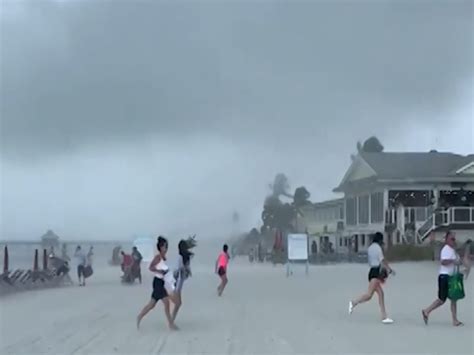 Tromba Marina Aterroriza A Vacacionistas En Playa Fort Myers Beach