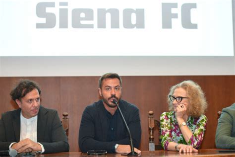 Calcio Siena Fc Presentato Il Nuovo Progetto Sportivo