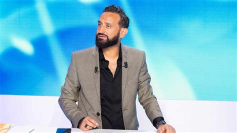 Compl Ment Denqu Te Attaqu Par Cyril Hanouna Micha L Zazoun